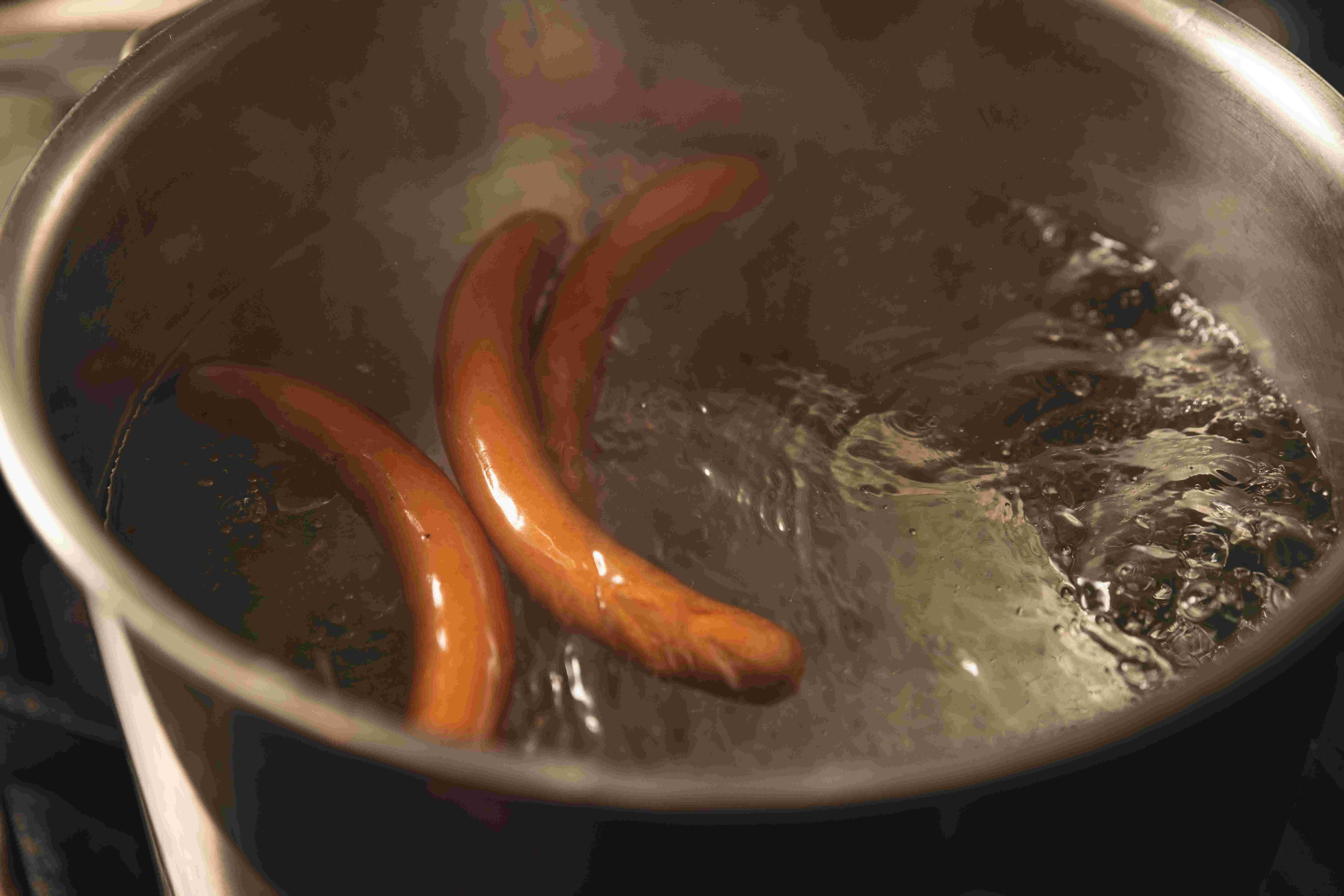 【冷凍】ヴィナー〈4本入り 160g〉_商品紹介1