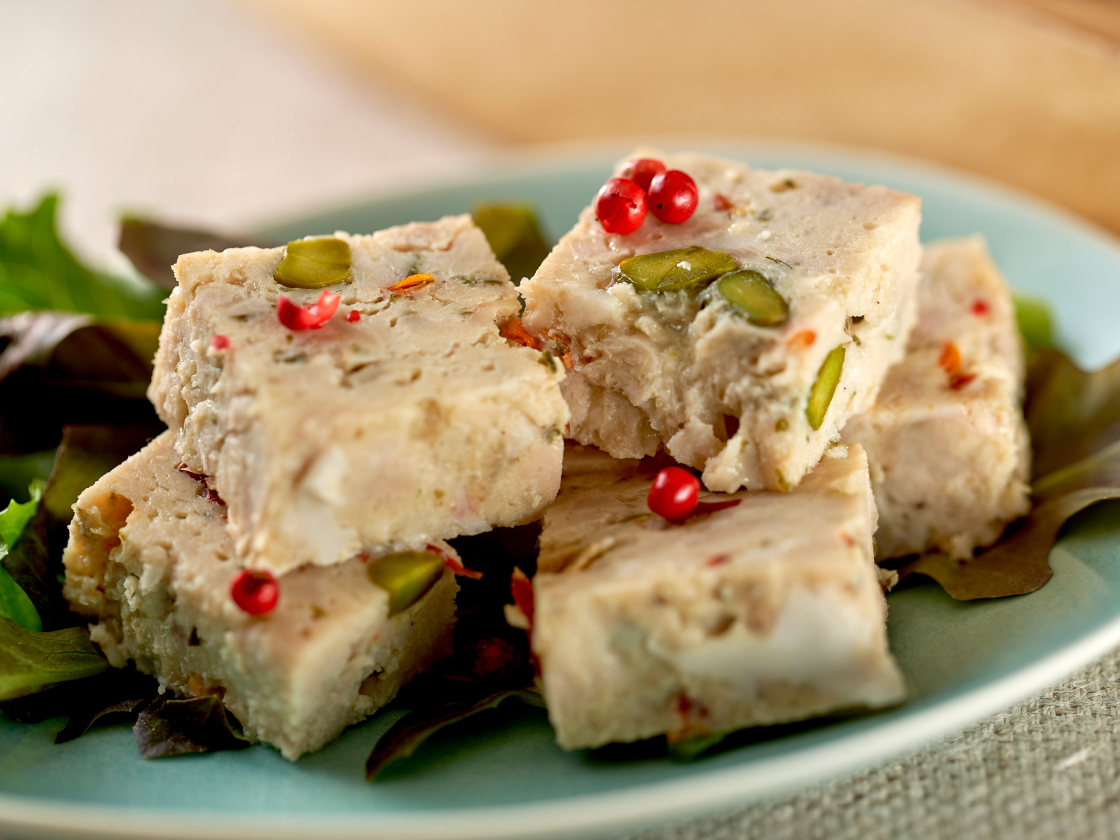 ブッツ ピスタチオとドライトマトの鶏パテ〈スライス100ｇ〉_商品紹介3