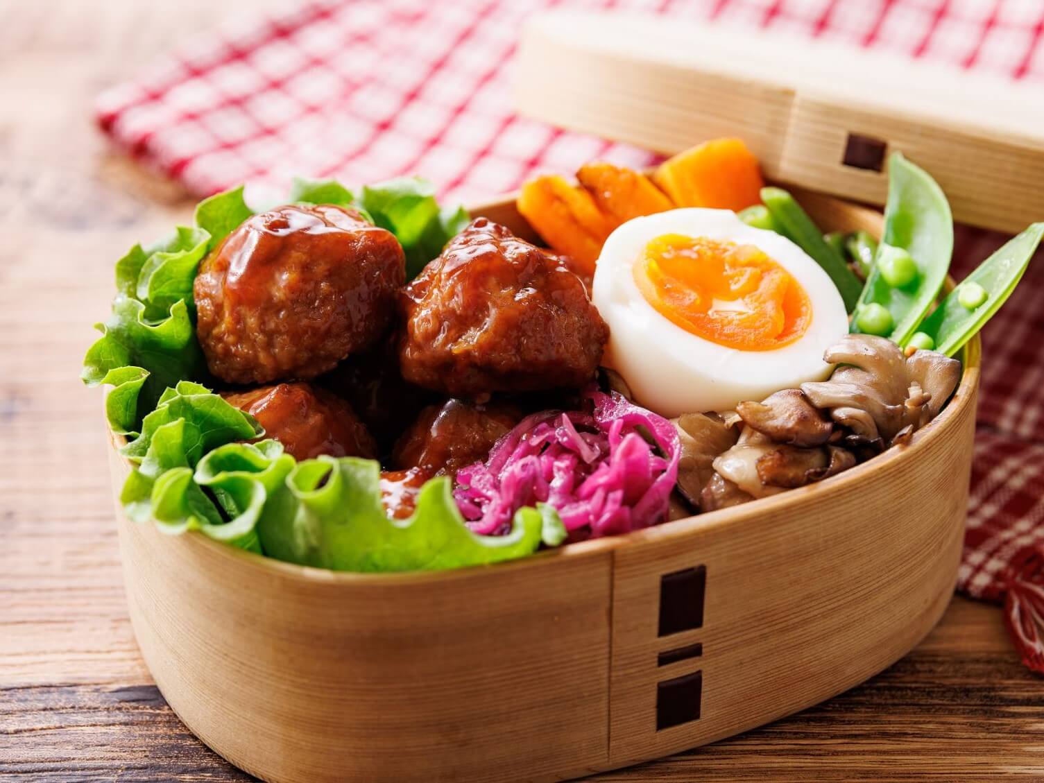 マンマ肉だんご〈155g(固形7個)〉_商品紹介1